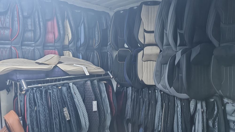 Авточехлы экокожа.