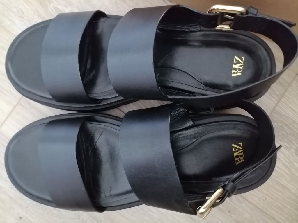 Vand sandale inalte din piele naturala marca ZARA marimea 37