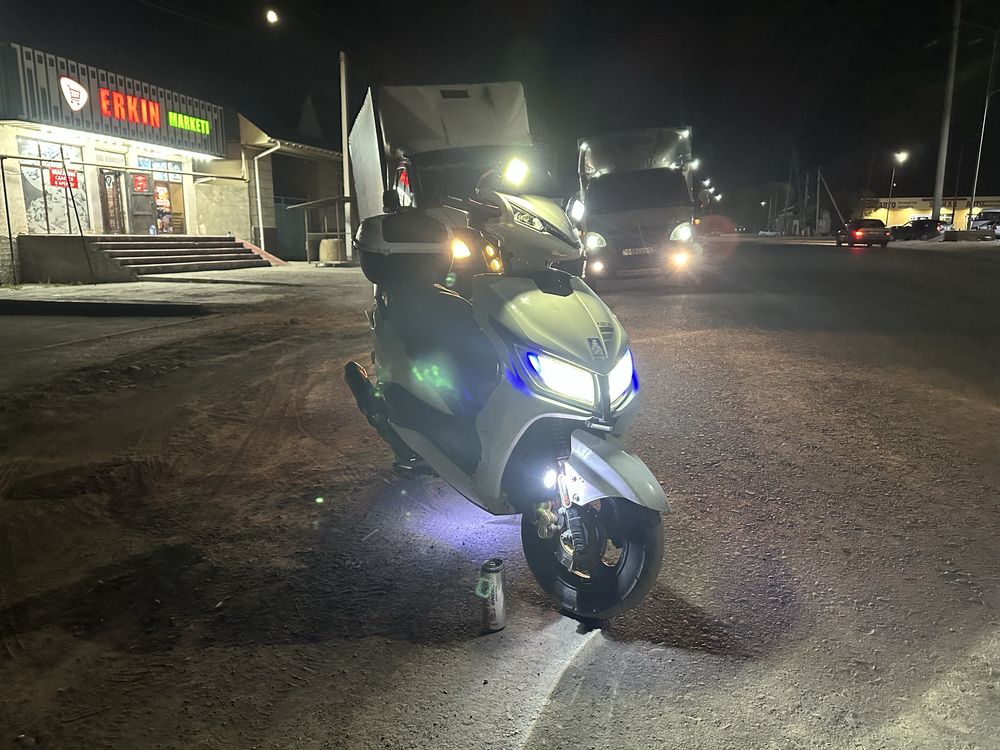 продается Moped M8