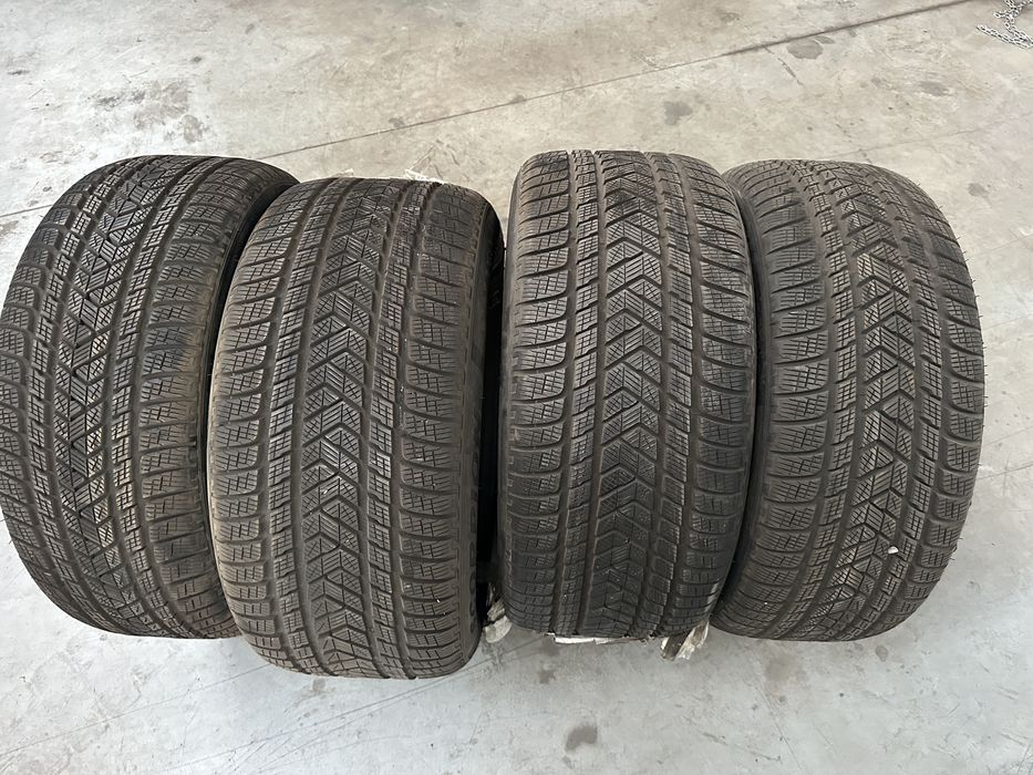 Anvelope iarna Pirelli SCORPION WINTER XL 275/45 R21 si 315/40 R21