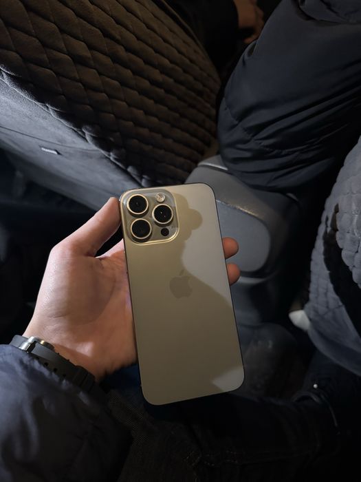 Iphone 15pro max 1tb 90%akb