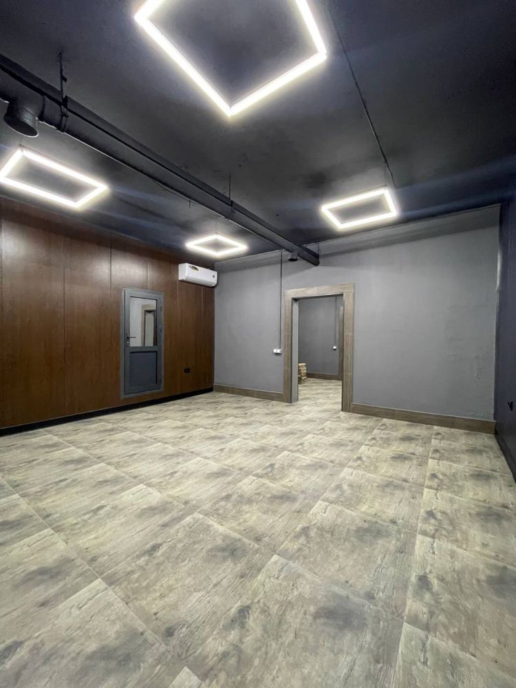 Аренда под Офис Ориентир Митро Новза 140м2 1400$ торг
