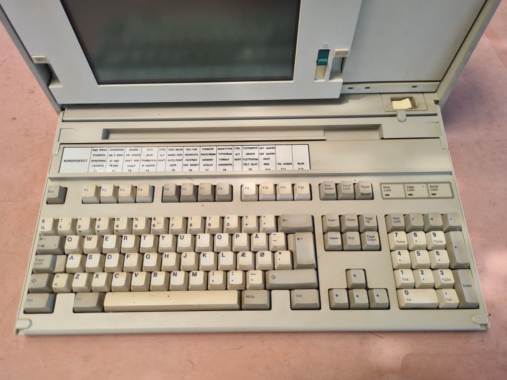 IBM Personal System 2 P70 386 Calculator Vechi De Colectie Laptop