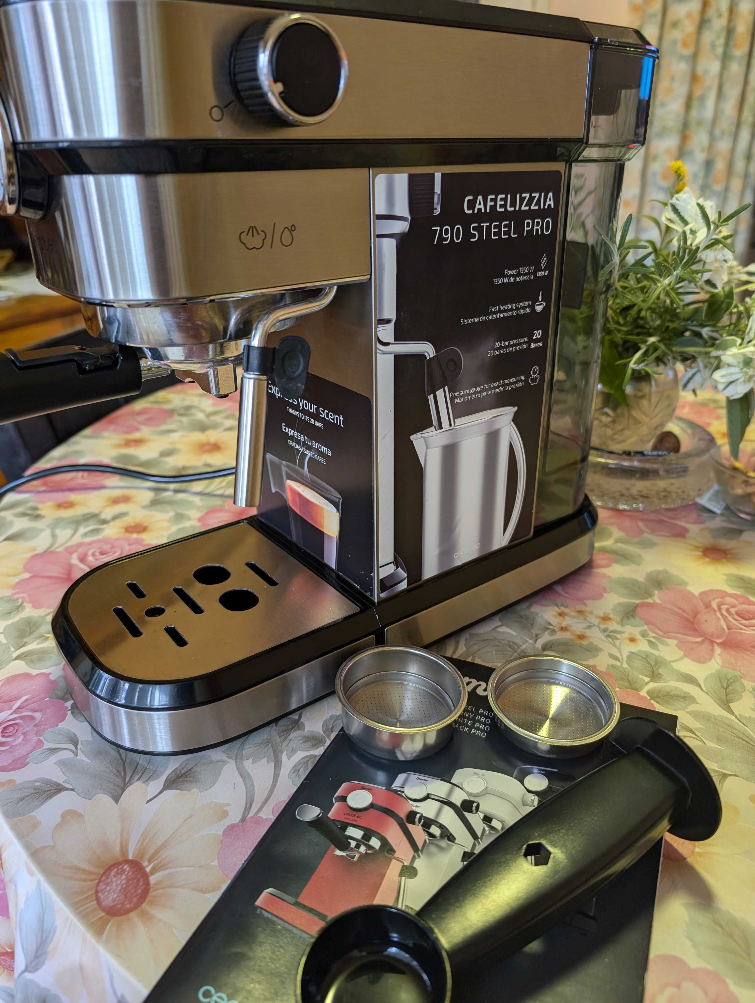 Кафемашина Cecotec Cafelizzia 790 Еспресо машина [енергиен клас A+]