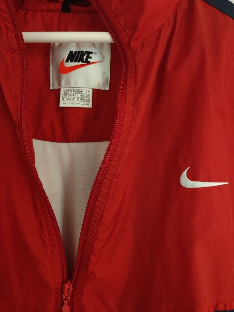 Jacheta Nike vintage/retro NOUĂ