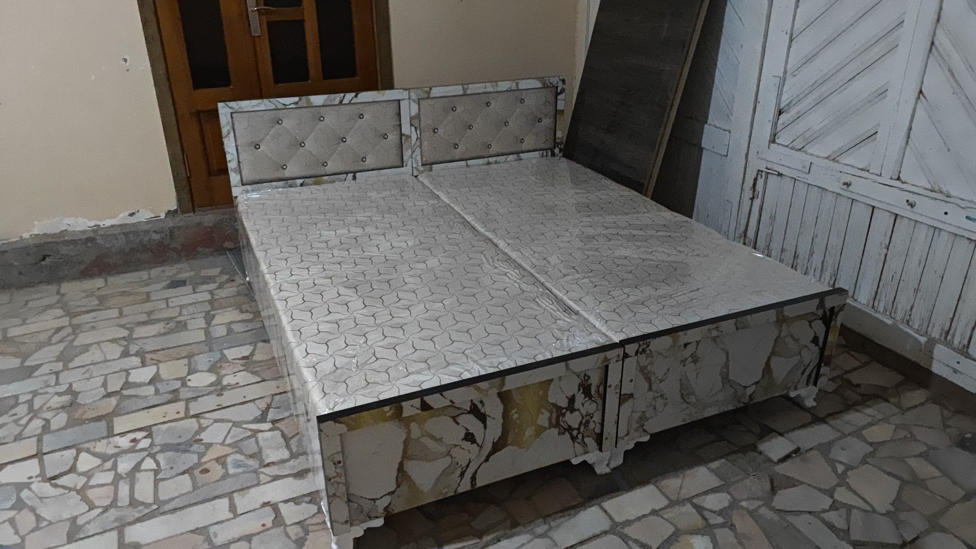 Bir kishilik kravat