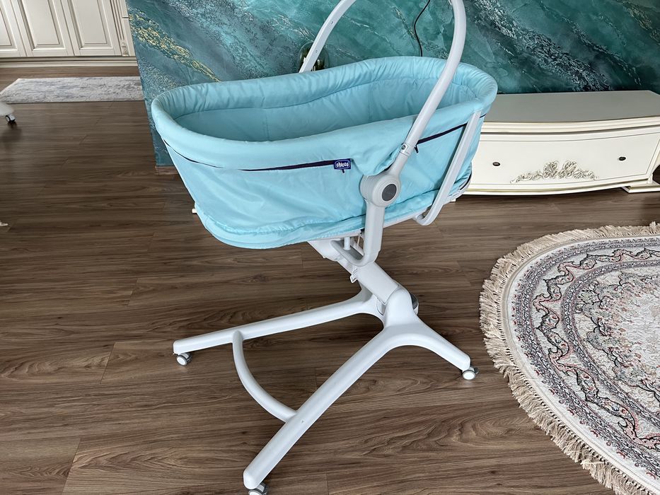 Baby hug Chicco 4 in 1