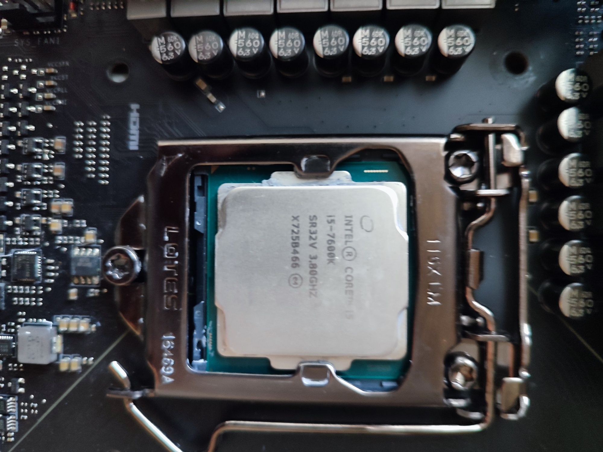 MSI Z270 gaming M7 + i5 7600k.