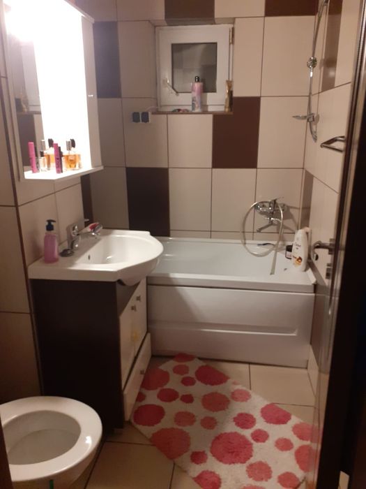 Vând apartament 3 camere Cart. Ștefan cel Mare Sacele