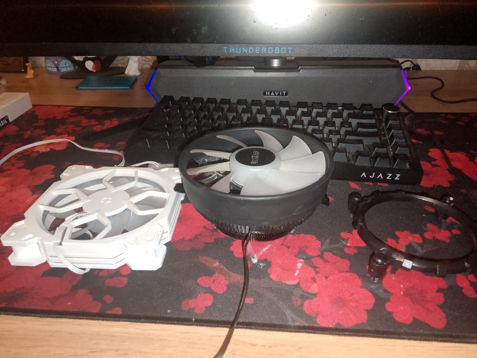 Продам кулер(башня) для процессора