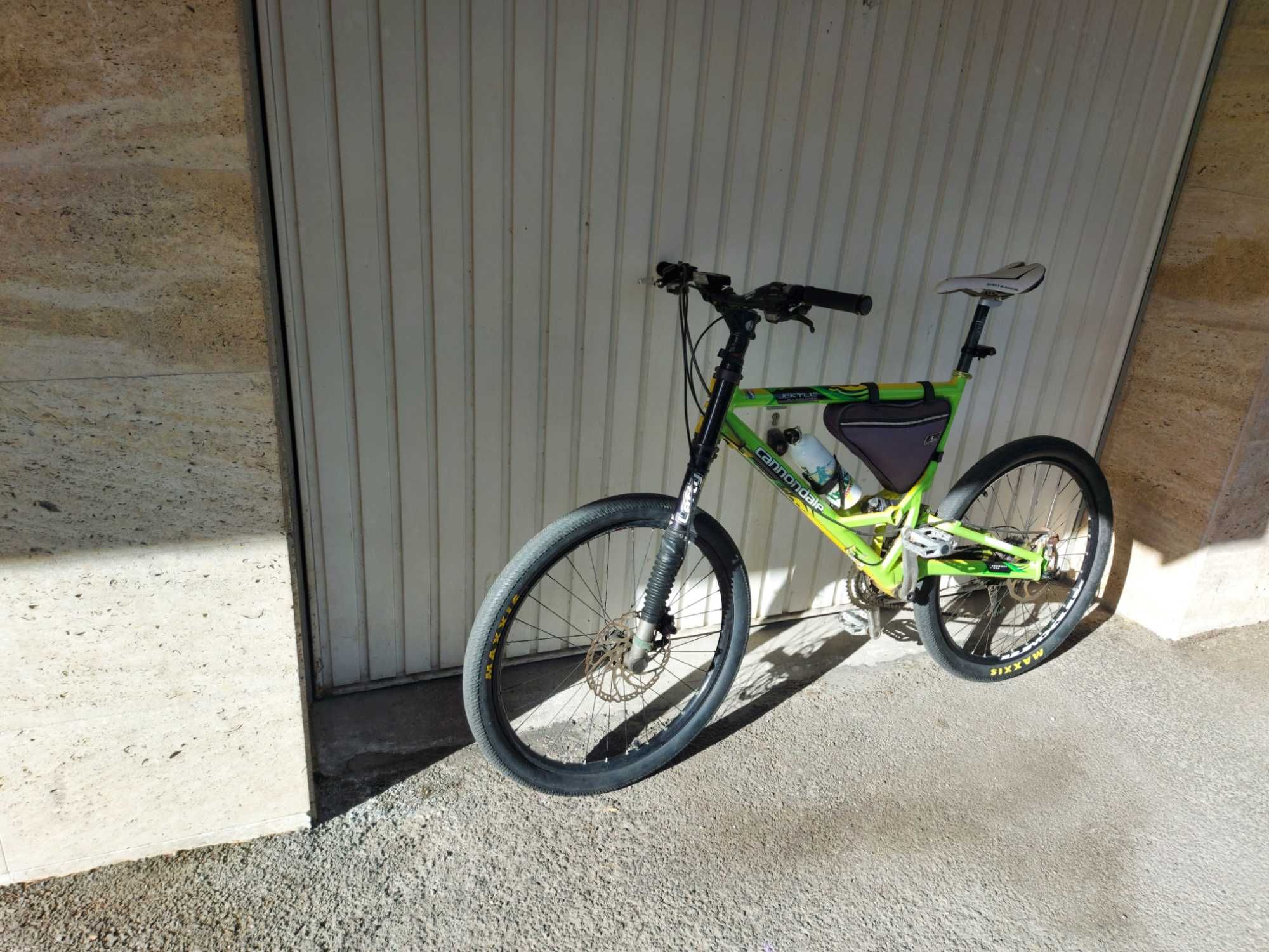 Велосипед Cannondale Jekill 800 all mountain