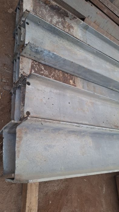 Двутаврлар сотилади,кенг ассортимент бизда,холати яхши.