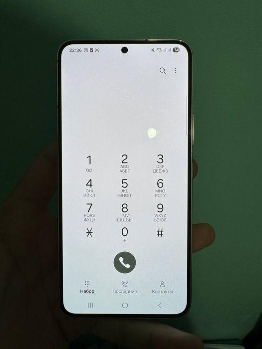 Samsung S22 в идеальном состоянии