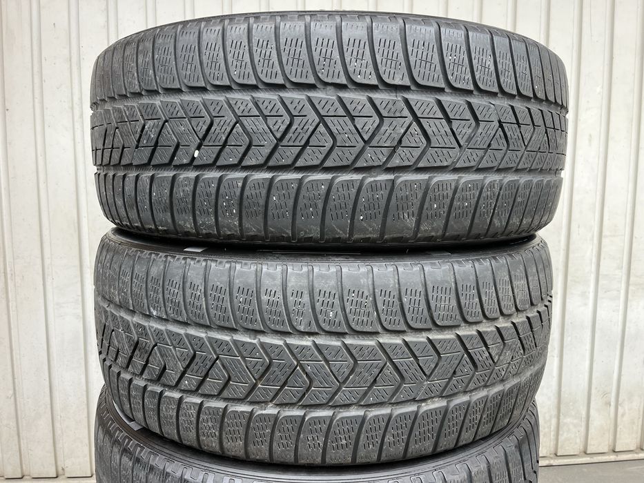 4 anvelope iarna 235/50 R19, Pirelli, 5-5.5mm profil ramas! DOT 2021!