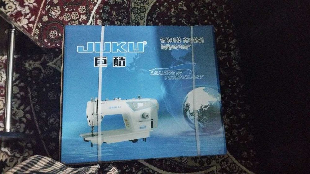 JUKU tikuv mashinasi