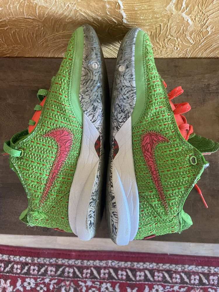 Lebron 20 "Stocking Stuffer"