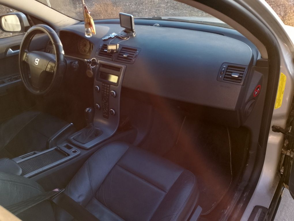 Vând Volvo V50  16  diesel