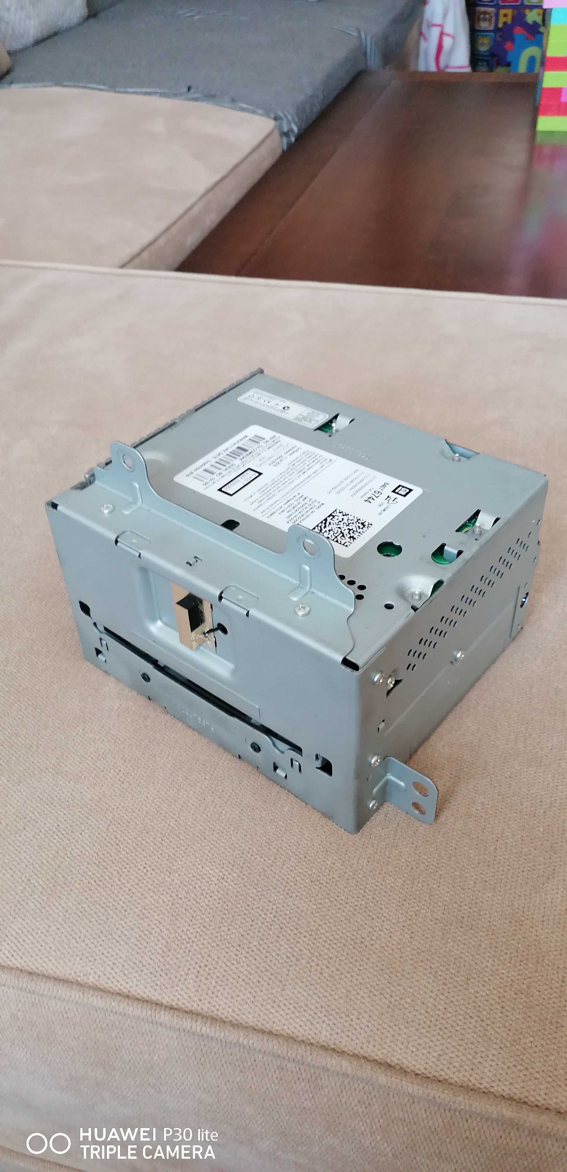 Radio CD player si panou comanda radio clima Opel Astra J