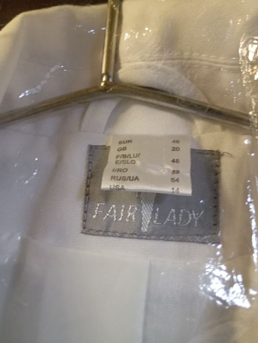 Белоснежный Пиджак почти Новый 46 размер