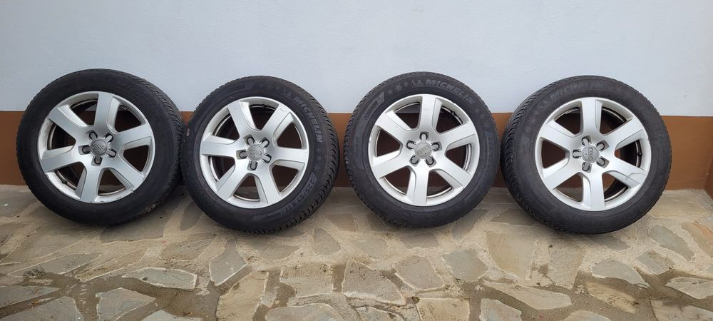 Vând jante audi R17