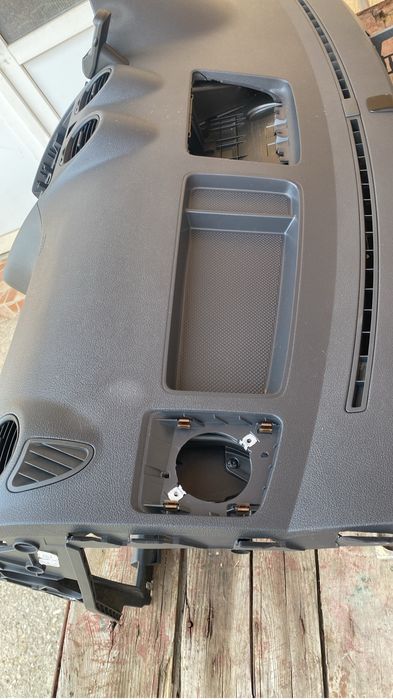 Plansa bord vw caddy 2008