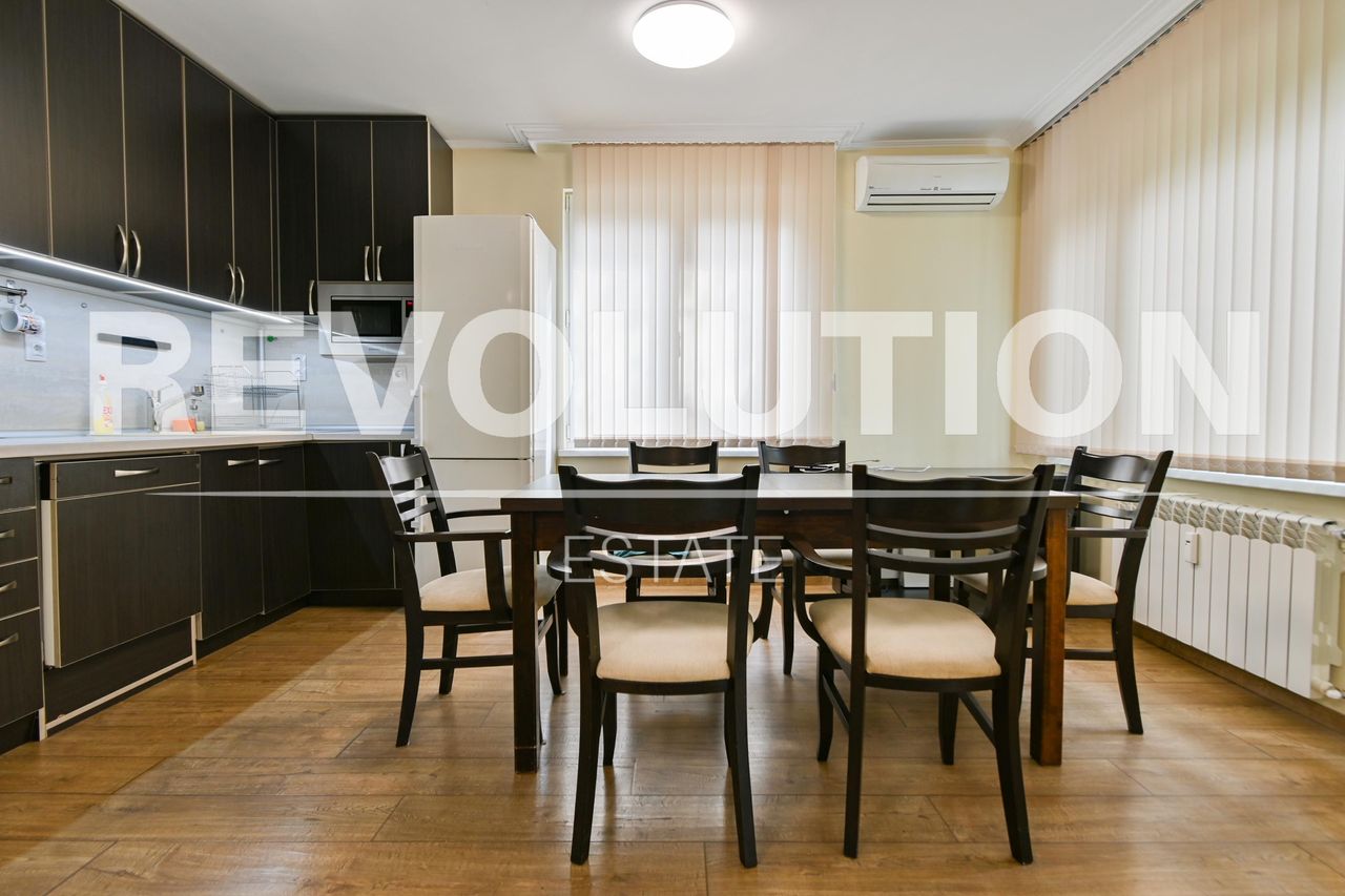 Дава се под наем Тристаен апартамент в София, Лозенец - 90 кв.м за 850 € - Снимка #4