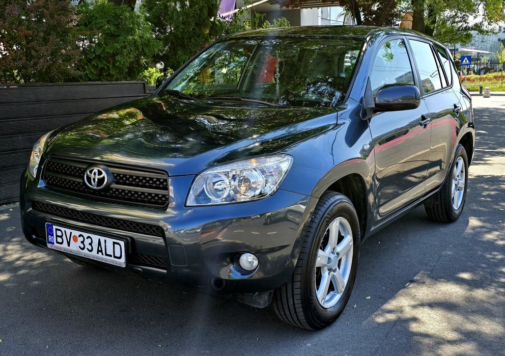 Toyota Rav 4 Benzină 2.0