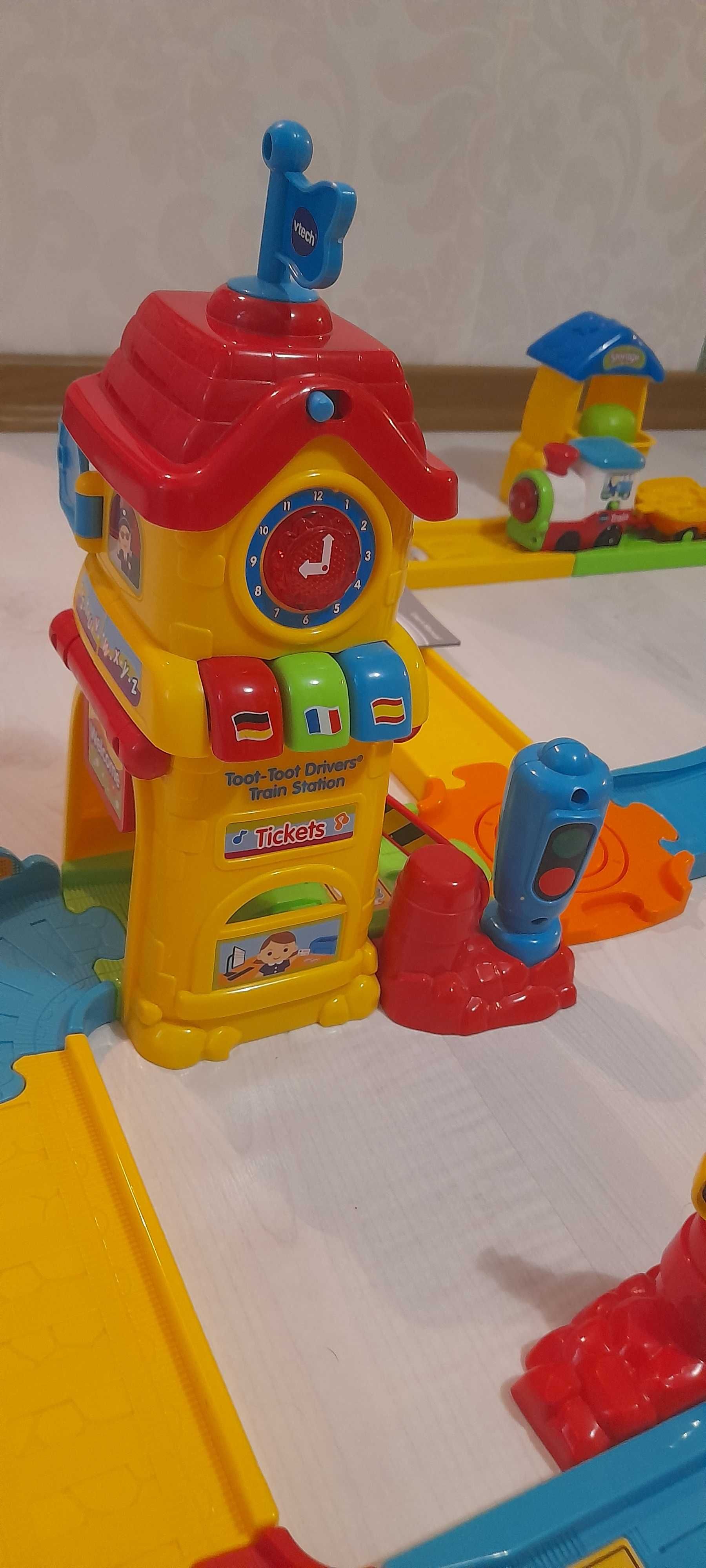 Vtech - Toot-Toot Drivers Press & Go Launcher и Train Station