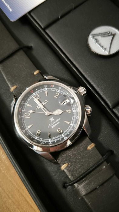 Seiko Prospex Alpinist SPB201J1
Mountain Sunset