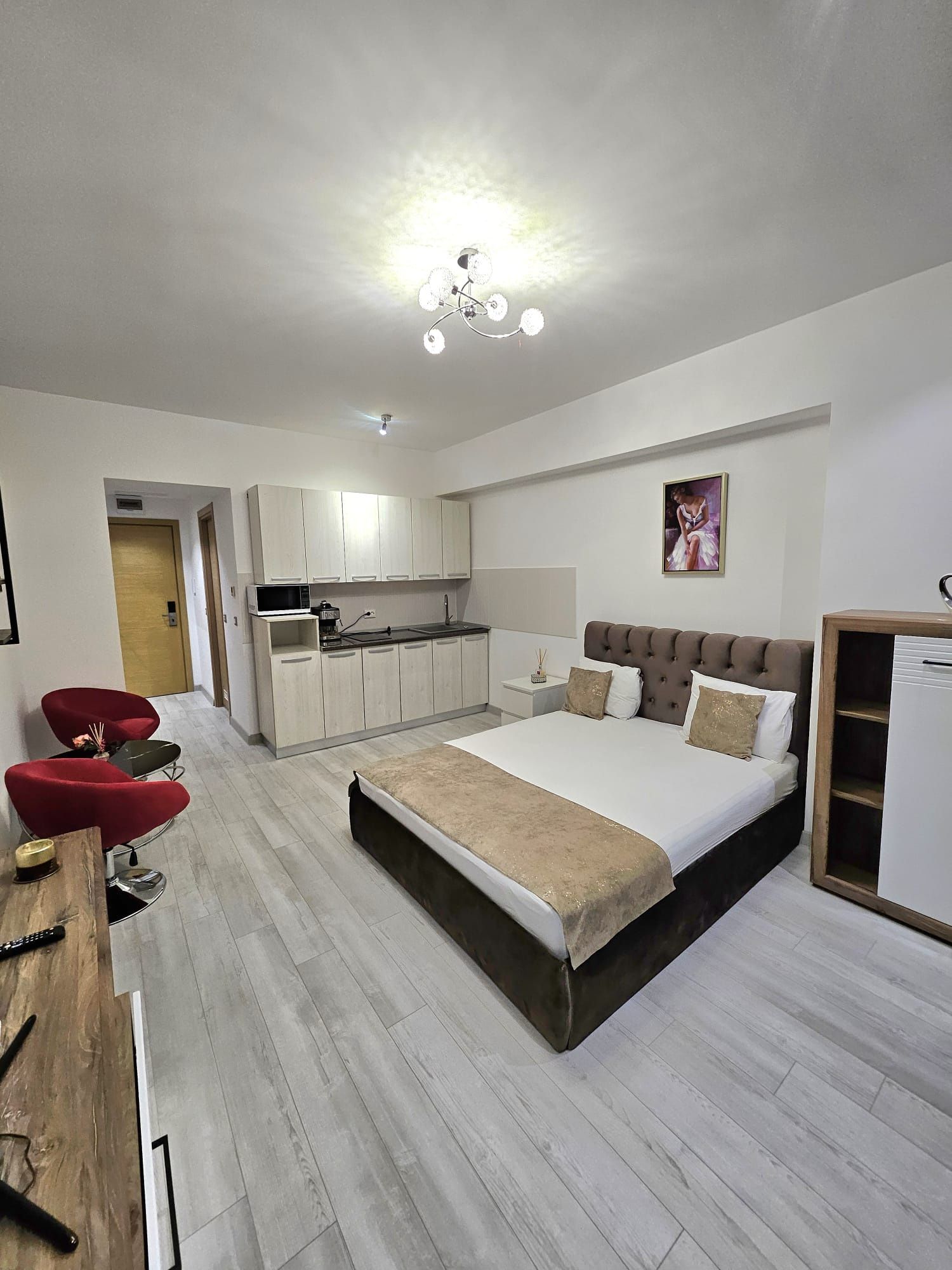 Regim hotelier NON-STOP