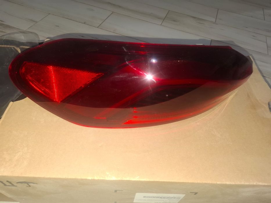 STOP STÂNGA PE ARIPA BMW X6 (G06  )2023-2025