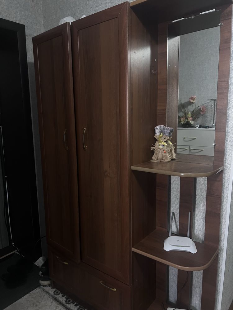 Продам для прихожей