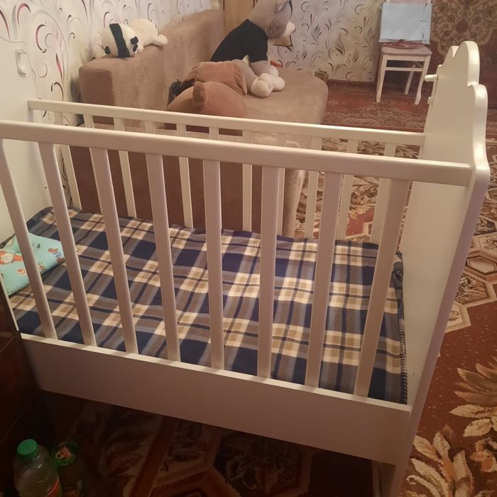 Детская кроватка