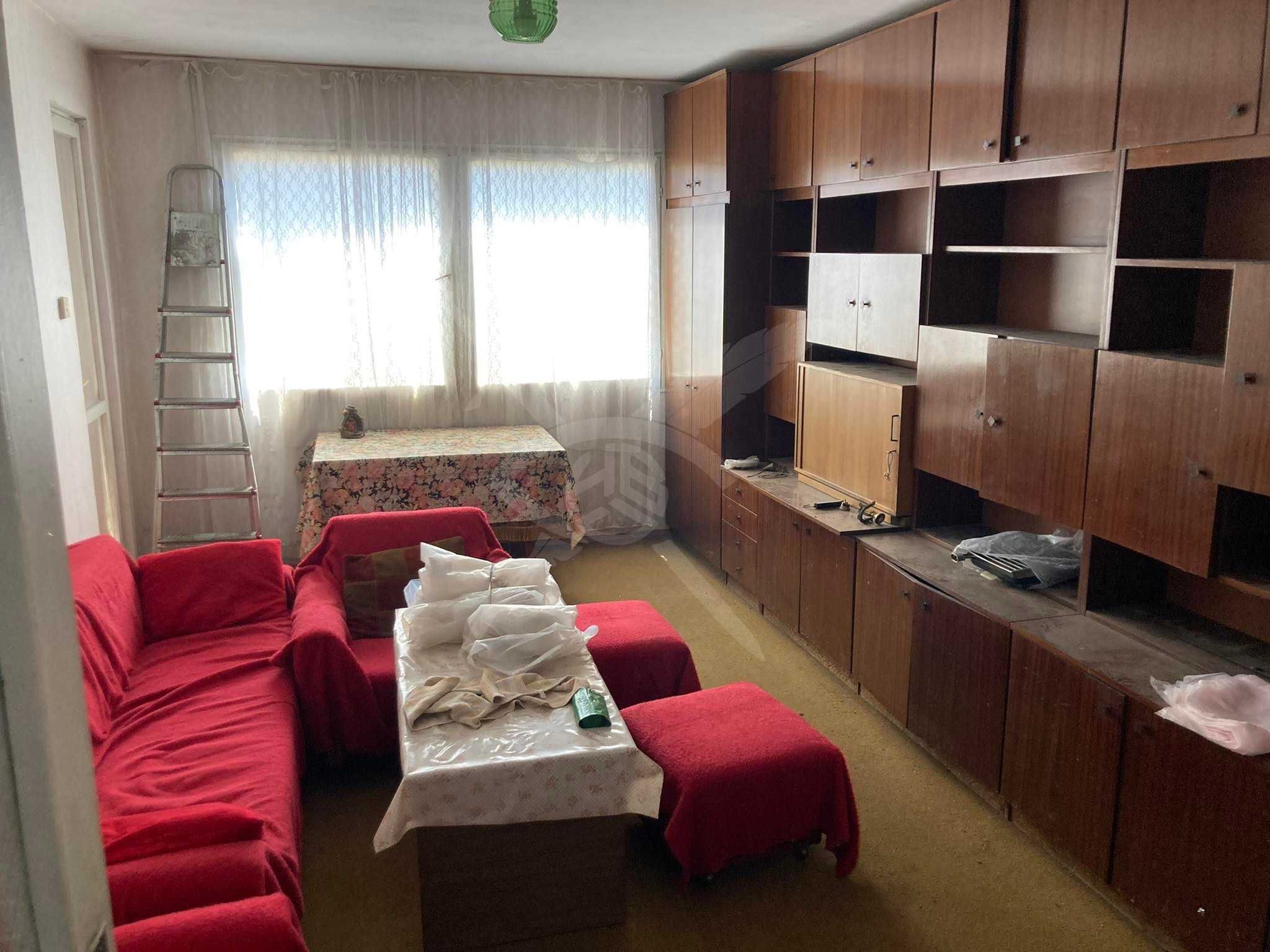 Тристаен апартамент в гр. Пазарджик 46000