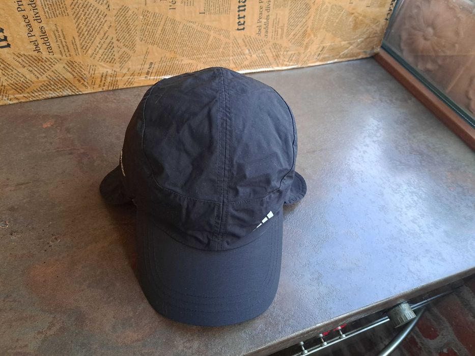 мъжка шапка с козирка Adidas,зимна жокейка адидас,