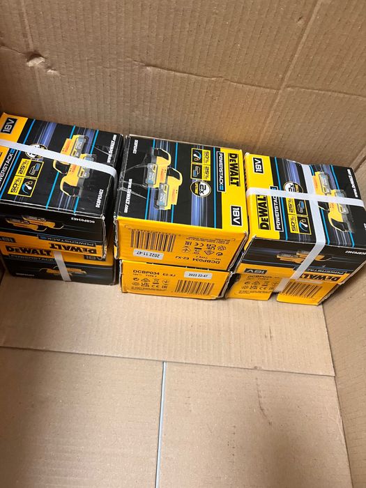 Acumulatori Dewalt set 2 acumulatori powerstack