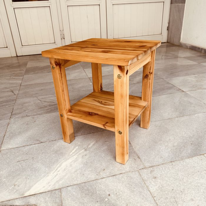 Масичка от масивно дърво, внесена от Швеция