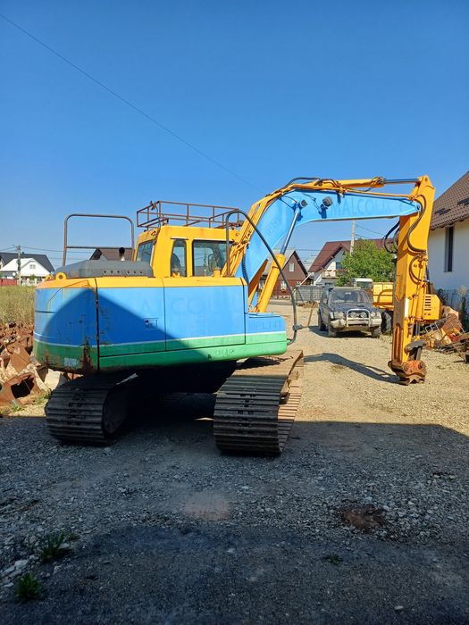 Excavator pe senile Hyundai robex 140