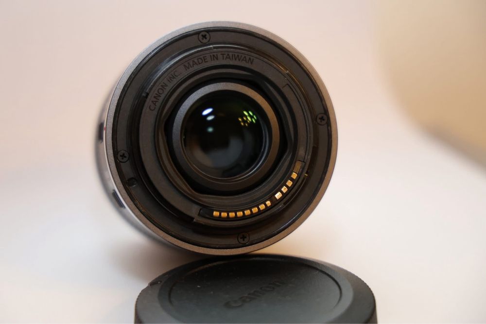 Canon RF 24-50mm f/4.5-6.3 IS STM