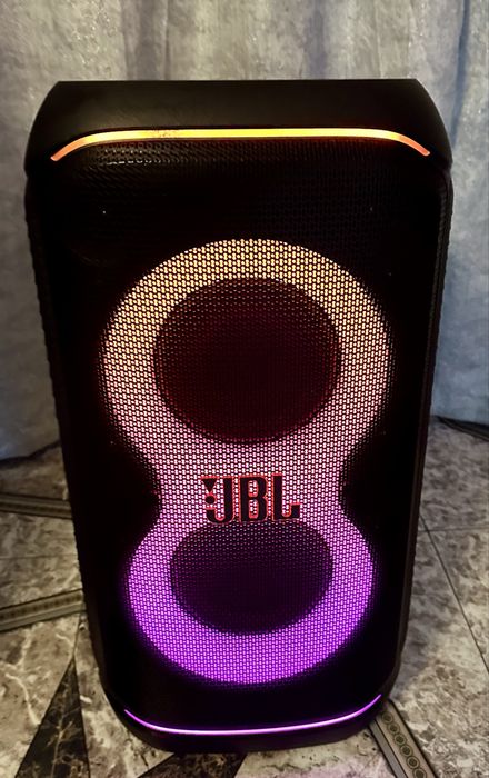Boxă JBL partybox 320 custativ Proel si microfon JBL PBM100
