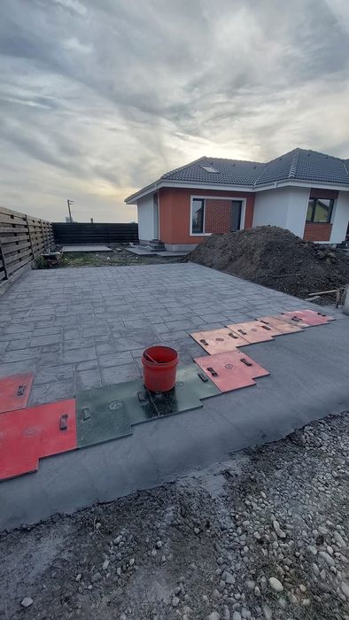 Beton amprentat  90 -100 Ron/mp