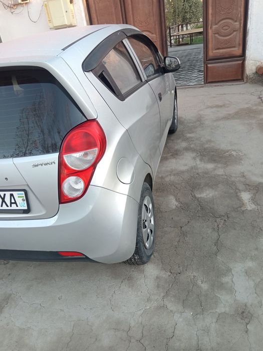 Spark sotiladi 2014 yil