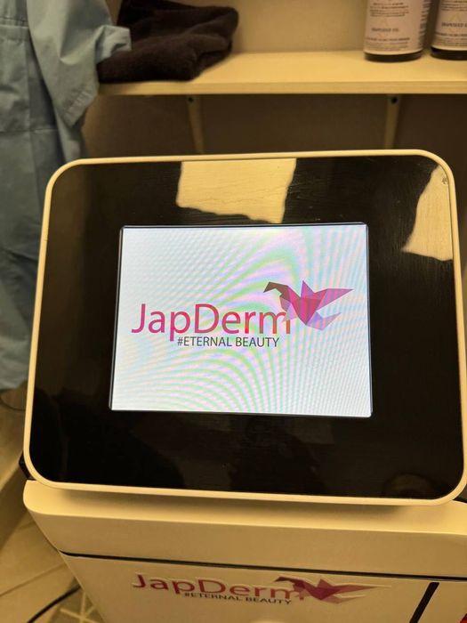 Апарат за лазерна епилация Japderm