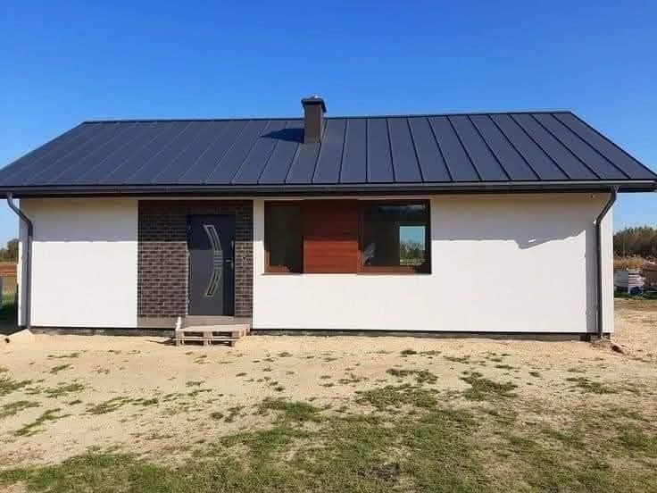 Vând case pe structura metalica