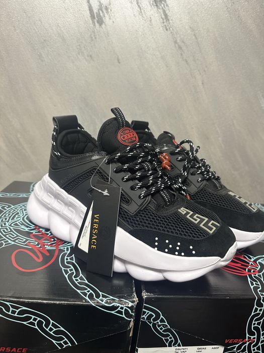 Versace Chain Reaction