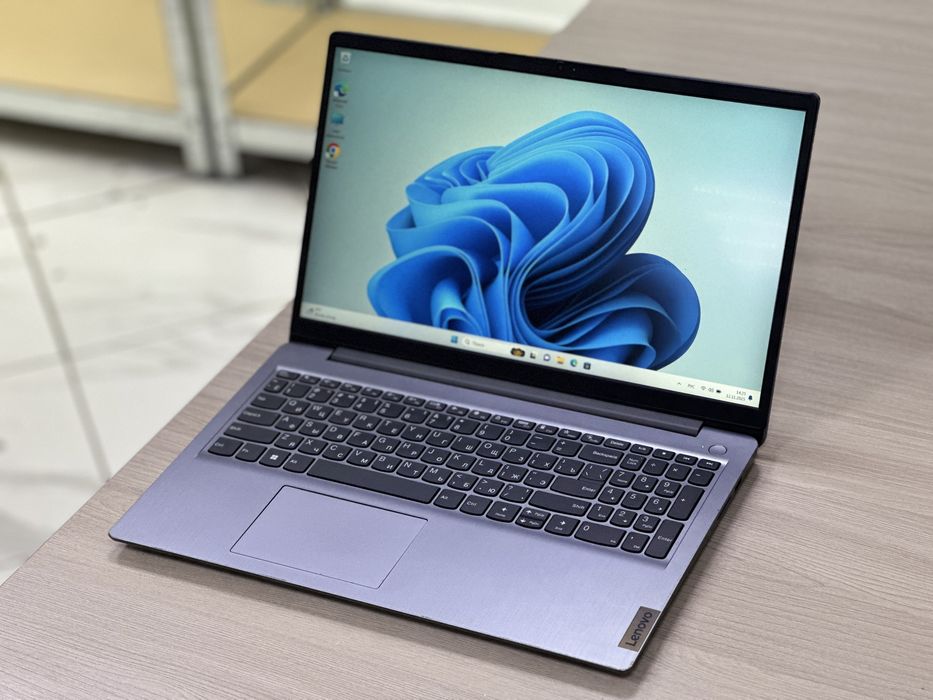 Ноутбук Lenovo / i5-12gen / SSD 512gb / 8gb RAM / FullHD IPS