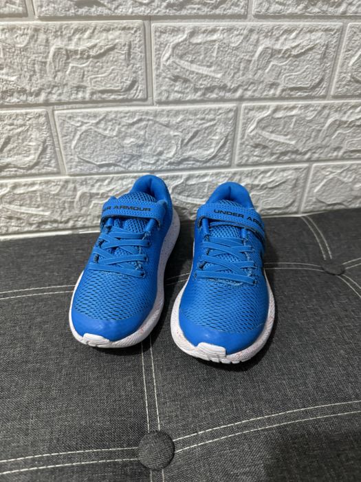 Adidasi baieti cu plasa Under Armour