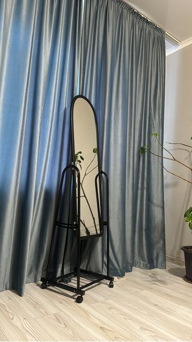 Зеркало напольное