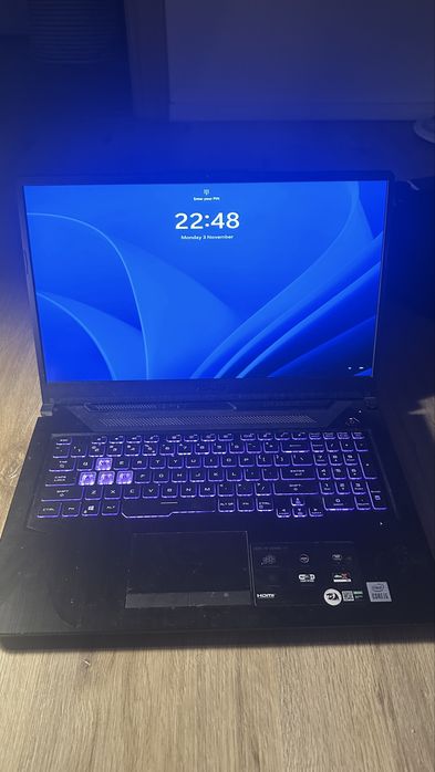 Laptop Gaming Asus TUFF FX706L