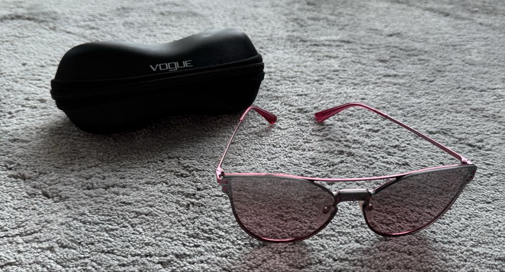 Слънчеви очила VOGUE